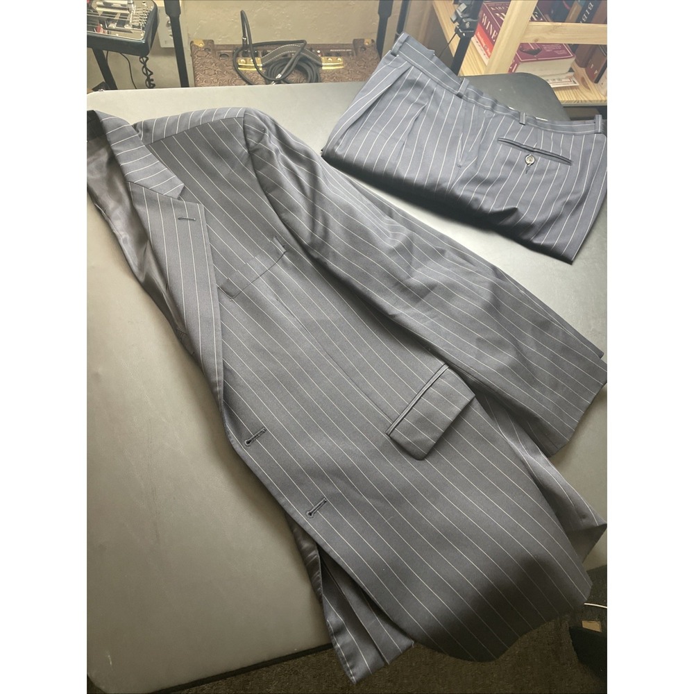Lauren Ralph Lauren Lord & Taylor Pinstripe Navy 2 Piece Suit 46R Pants 38W x 29